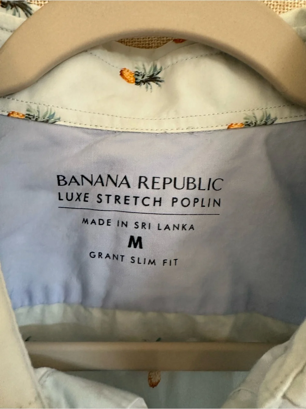 Men’s Banana Republic Light Blue Short-Sleeve Pineapple Print Shirt